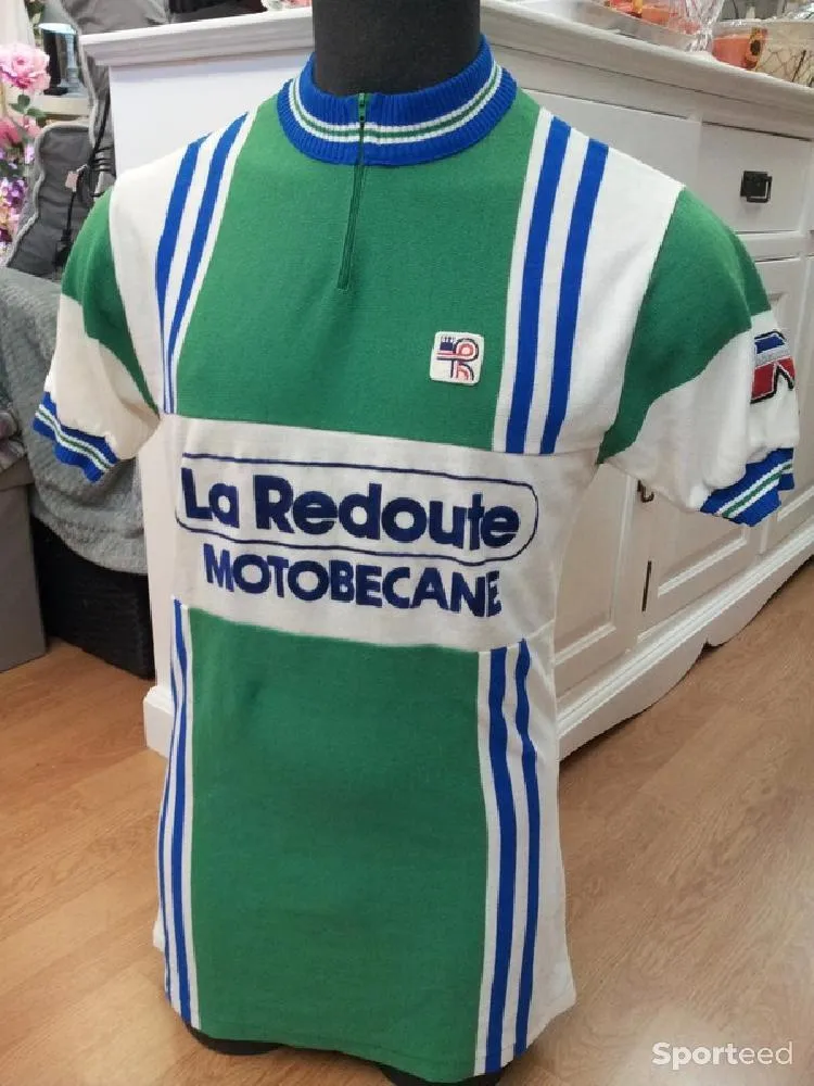 Maillot cyclisme vintage La Redoute neuf Ajouté le : 27/02/2022