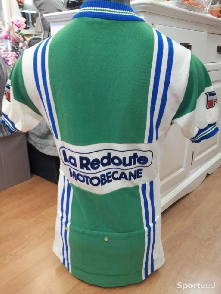 Maillot cyclisme vintage La Redoute neuf Ajouté le : 27/02/2022