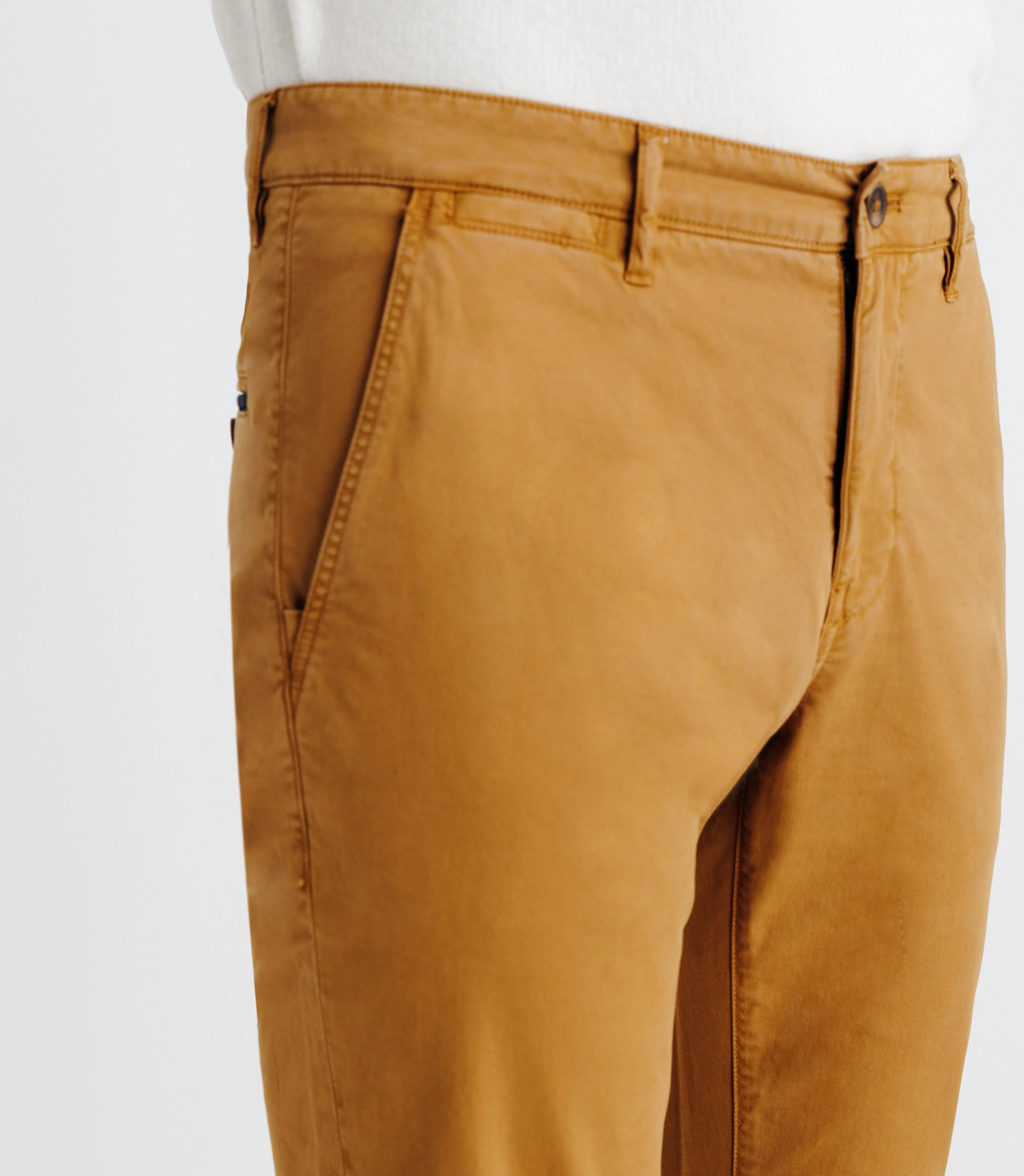 Pantalon chino camel