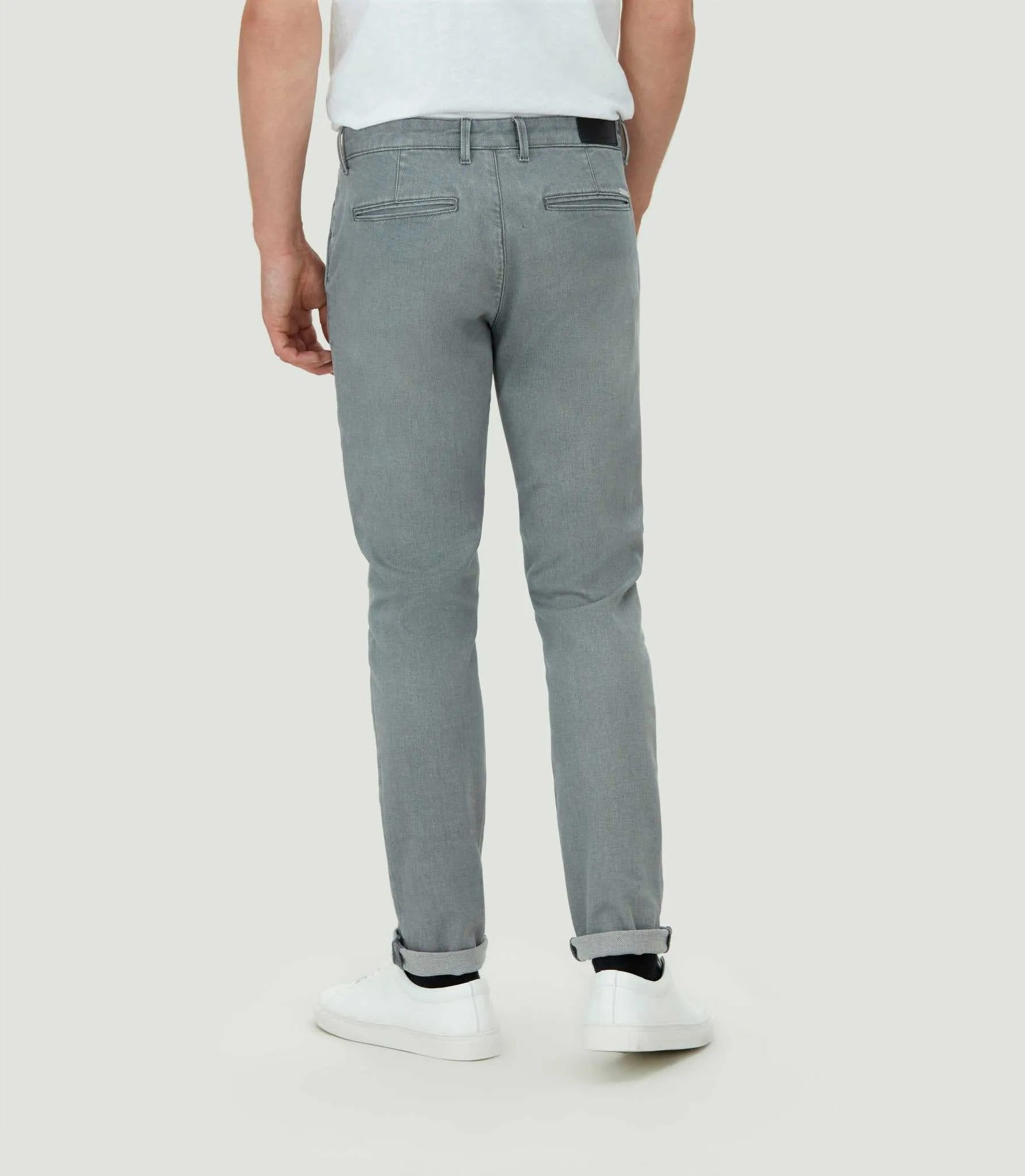 Pantalon chino coloris gris clair 