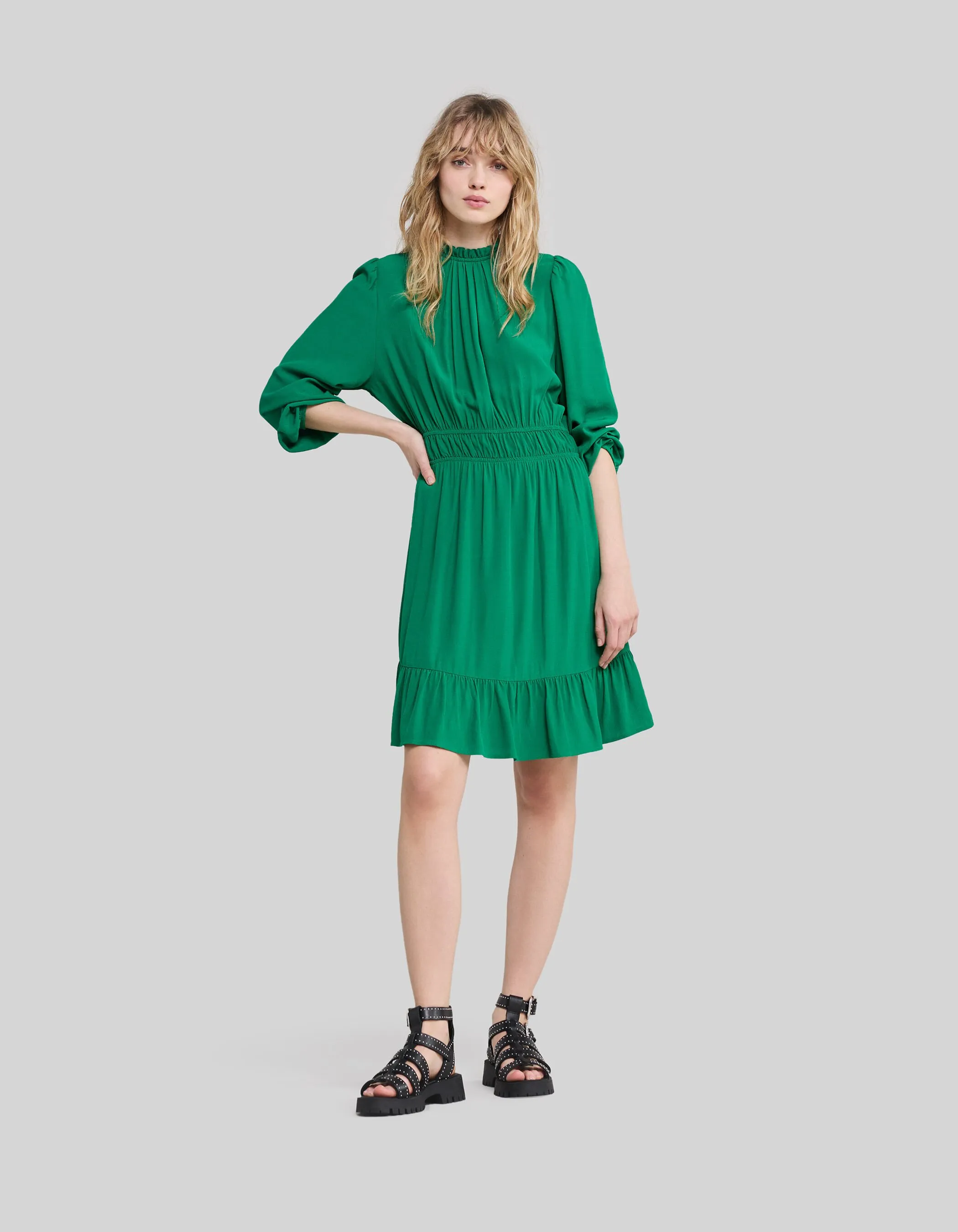 Robe verte upcyclée col collerette Femme