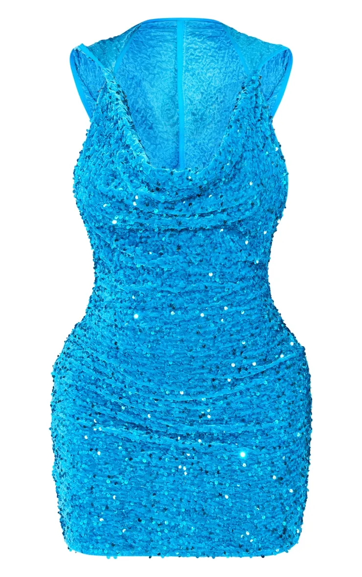 Shape Robe moulante bleu vif en velours à détail sequins et capuche avec col bénitier