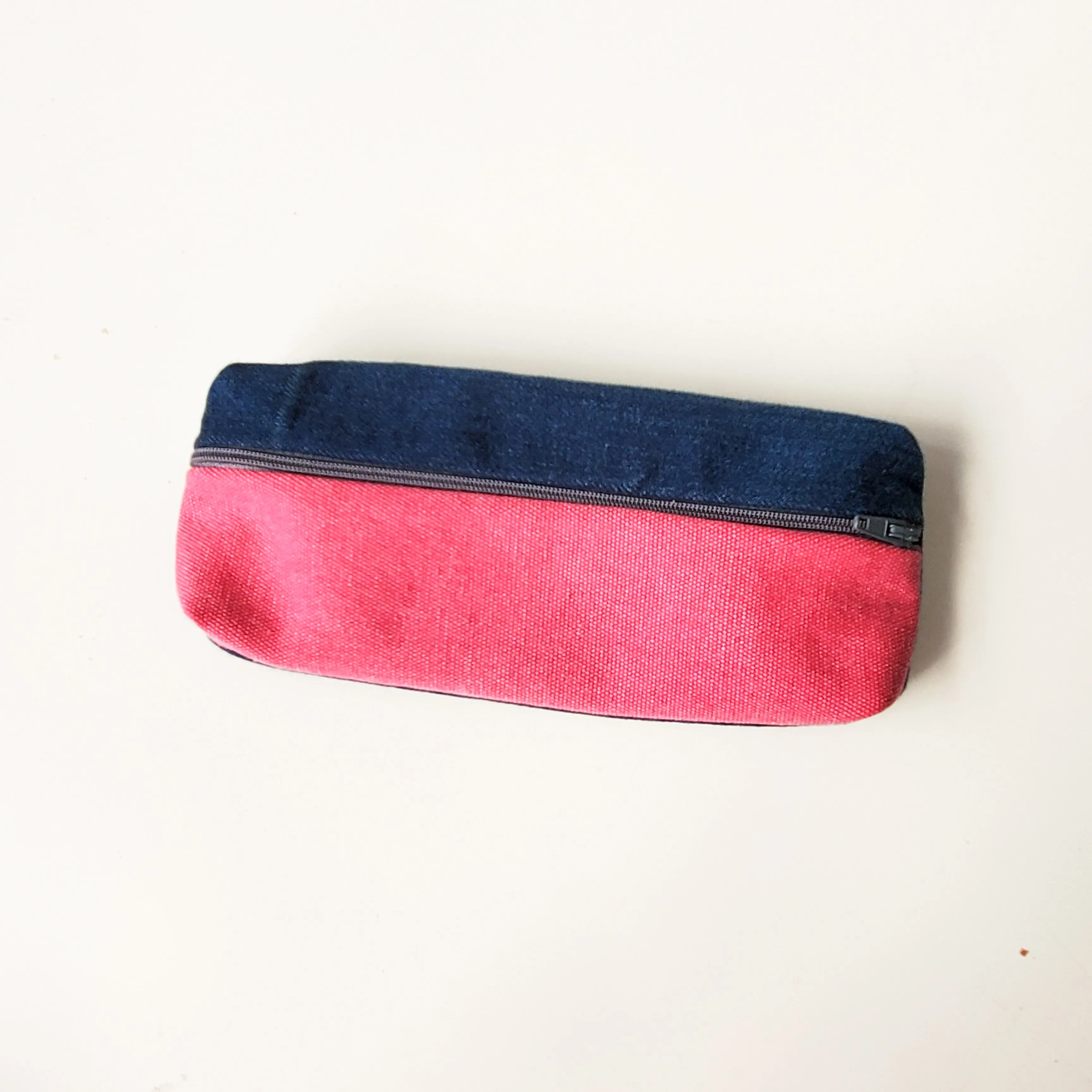 Trousse en jeans upcyclés